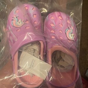 Capelli of New York Purple Unicorn Slippers